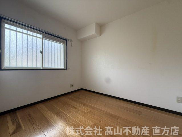 直方市大字感田の賃貸マンションの寝室