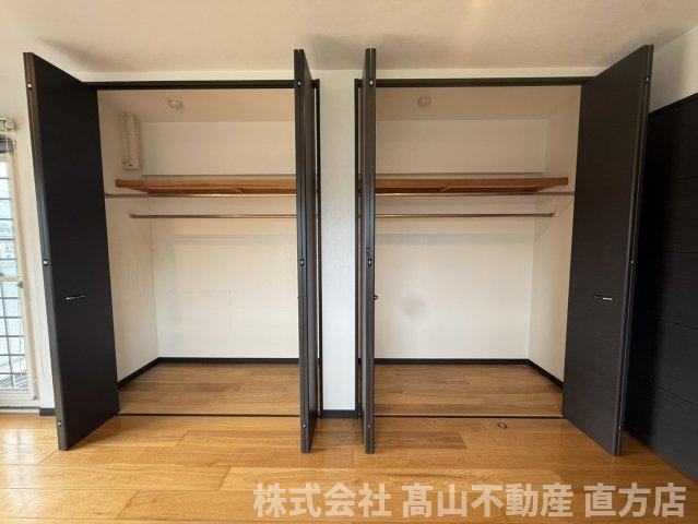 直方市大字感田の賃貸マンションの収納