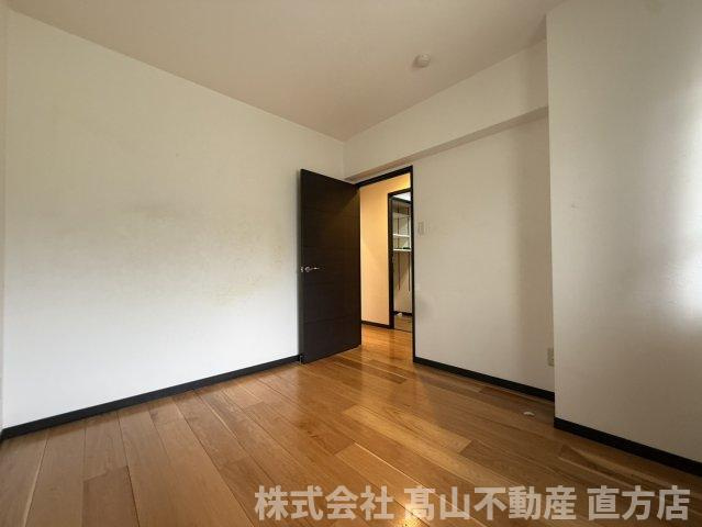 直方市大字感田の賃貸マンションの寝室