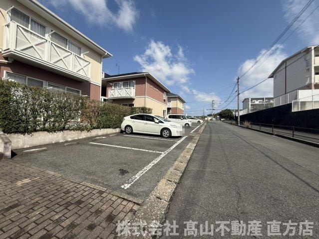 北九州市八幡西区馬場山東３丁目のアパートの駐車場