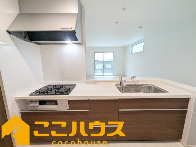与那原町与那原　新築戸建て　全4棟　4号棟のキッチン|家事のしやすいシステムキッチン