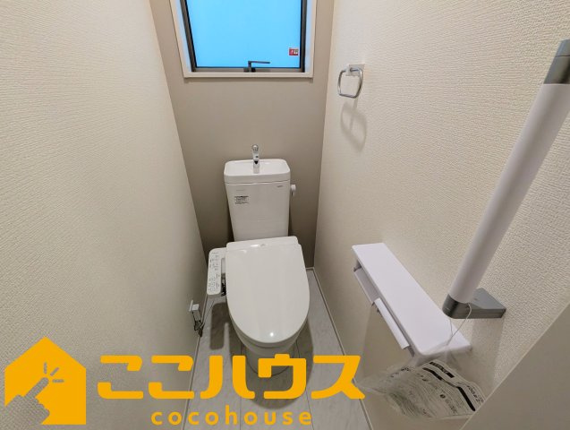 与那原町与那原　新築戸建て　全4棟　4号棟のトイレ|2階トイレ