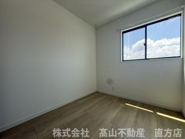 直方市大字感田のアパートの洋室