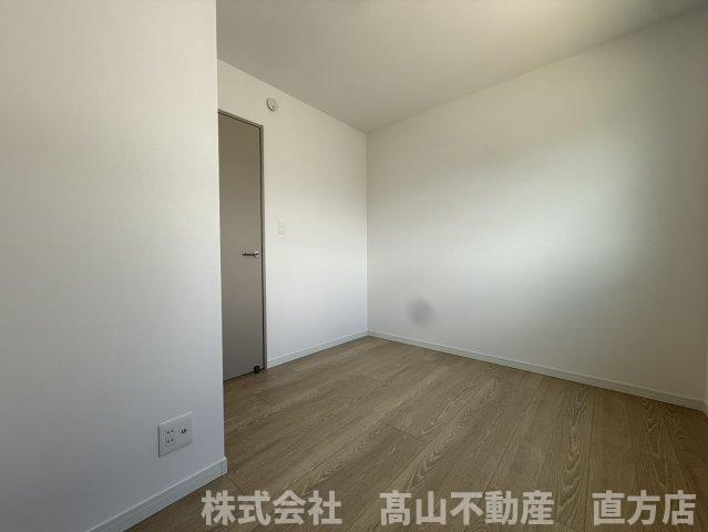 直方市大字感田のアパートの洋室