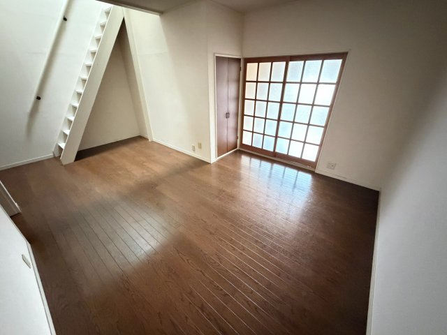 【居間・リビング】 | 若菜ハイツ
