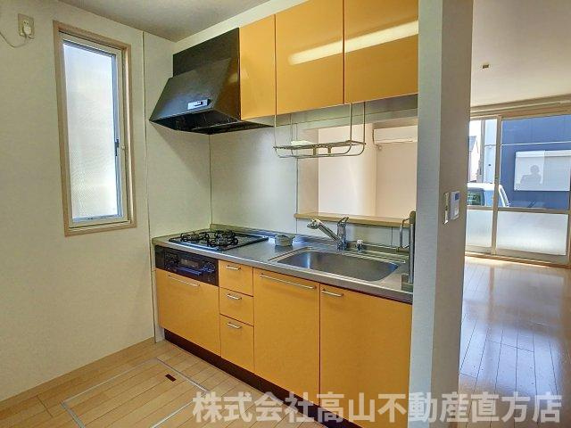 直方市大字頓野のアパートのキッチン