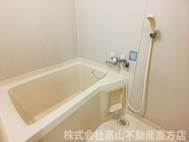 直方市大字感田のアパートの浴室