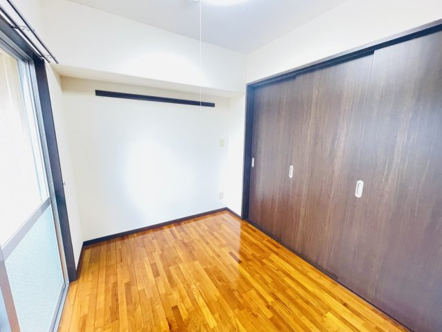 サザンリッチ若狭の洋室