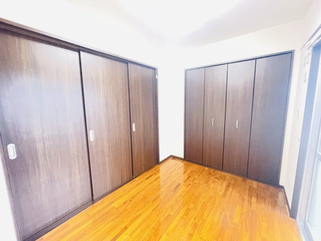 サザンリッチ若狭の洋室
