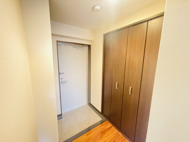 サザンリッチ若狭の玄関