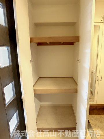 北九州市八幡西区木屋瀬２丁目の賃貸マンションの収納