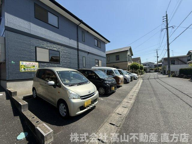 北九州市八幡西区木屋瀬４丁目のアパートの駐車場