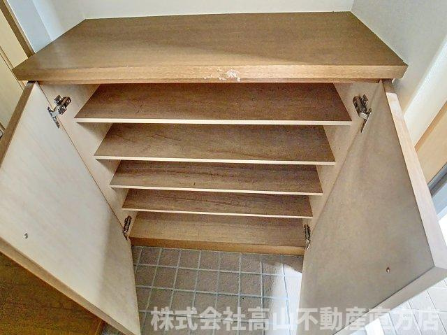 北九州市八幡西区木屋瀬東１丁目の賃貸マンションの収納