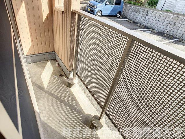 北九州市八幡西区星ケ丘１丁目のアパートのバルコニー