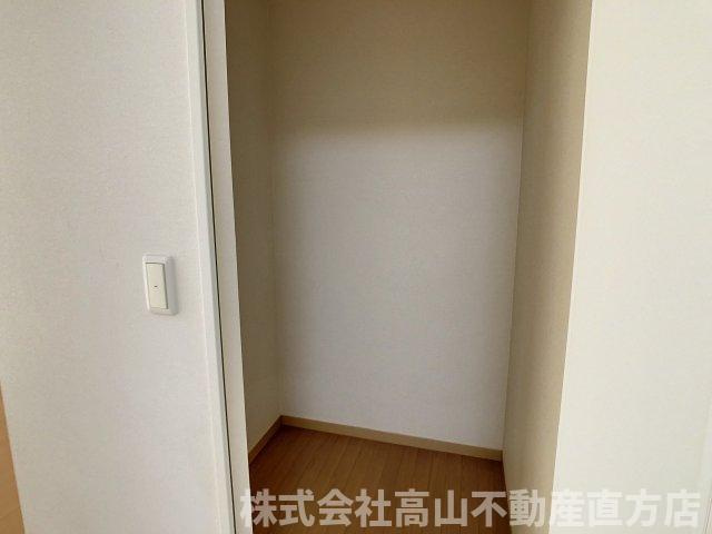 北九州市八幡西区星ケ丘１丁目のアパートの収納