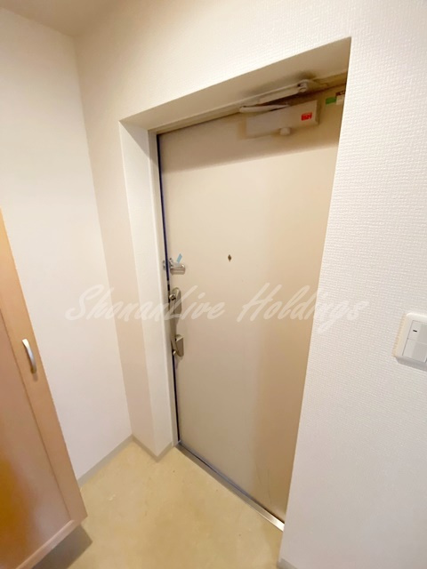 鎌倉市大船２丁目の賃貸マンションの玄関|お履き物が多い方にもおすすめ♪