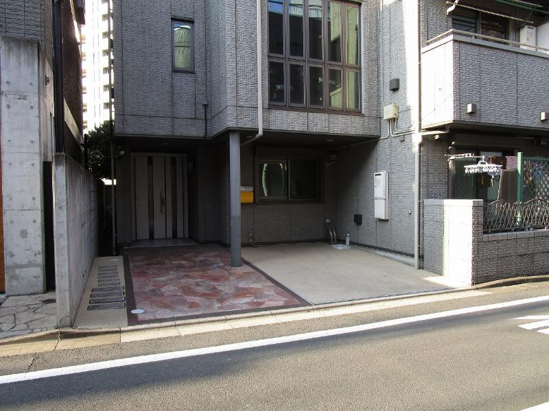 ウィステリアコートのエントランス|25873794_16.jpg