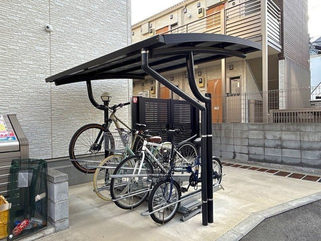 クレイノ葵芳　１号館の駐車場|74784887_7.jpg
