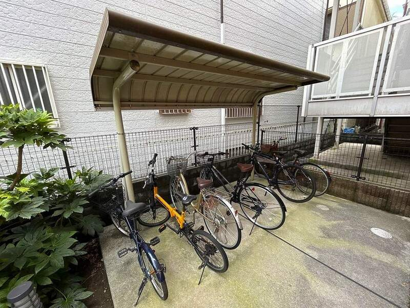 レオパレスエトワール　ピアの駐車場|74215427_7.jpg