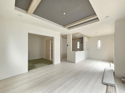 【居間・リビング】 | 伊勢原市東大竹　全５棟　新地住宅