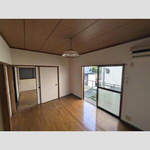 所沢市榎町のアパートの居間・リビング