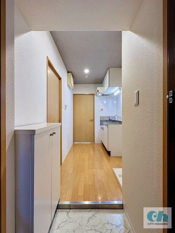 フェリースカーザ 202号室の玄関