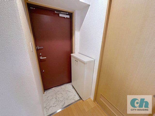 フェリースカーザ 202号室の玄関