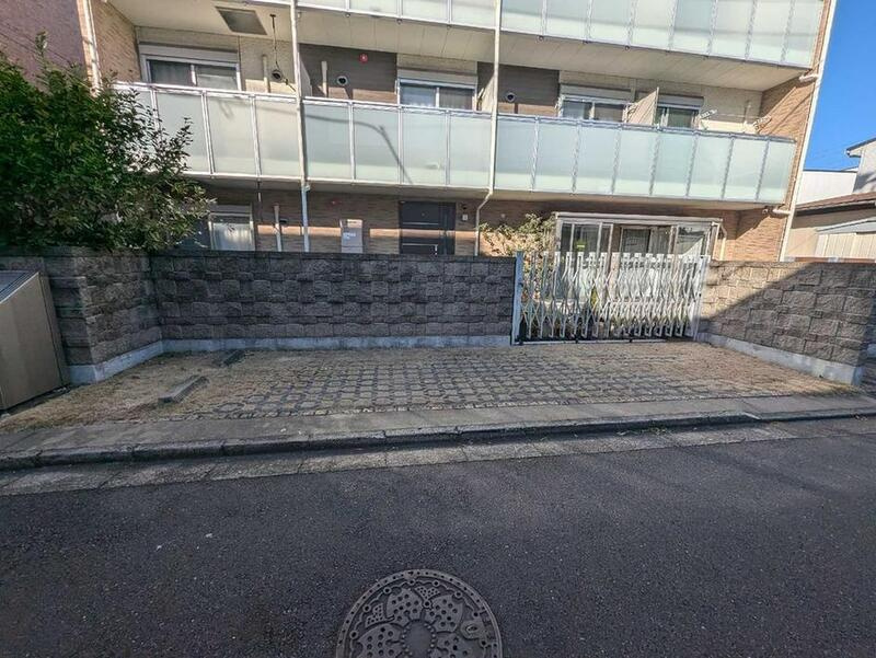 レオネクストルミニアの駐車場|74977138_5.jpg