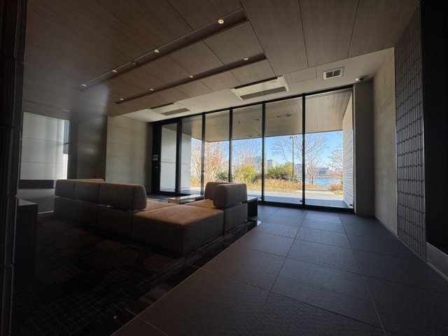 ＨＡＲＵＭＩ　ＦＬＡＧ　ＳＥＡ　ＶＩＬＬＡＧＥ　Ｄ棟 Dのロビー|71972249_22.jpg