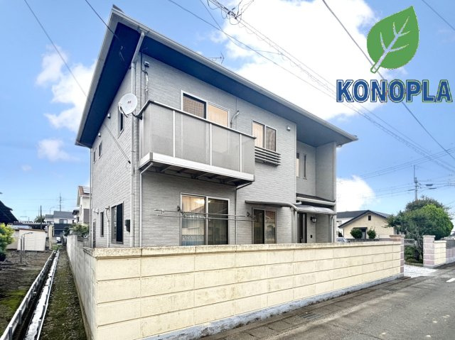 【中古戸建】前橋市女屋町の外観|■外観｜特徴のある個性的な住まいと美しい街並み、そして住みやすい環境を、ぜひ現地でご覧になりませんか。お気軽にお問合せください(^^)  