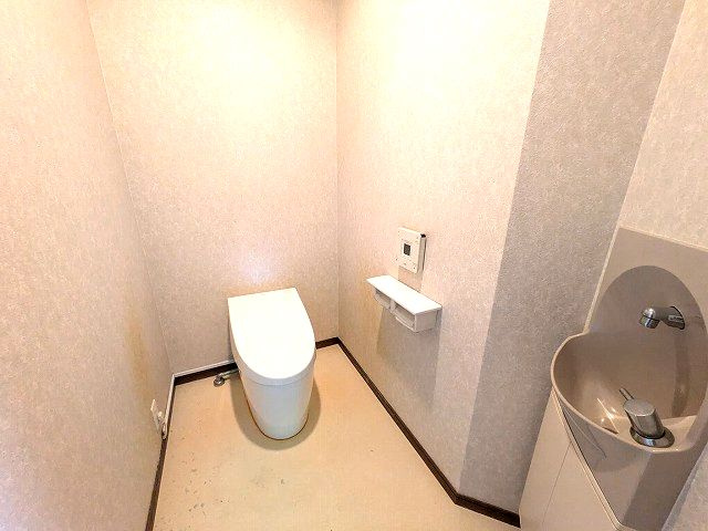 【トイレ】 | 東区松崎1丁目戸建