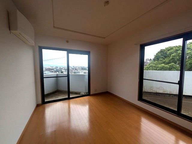 【洋室】 | 東区松崎1丁目戸建
