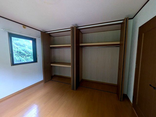 【洋室】 | 東区松崎1丁目戸建
