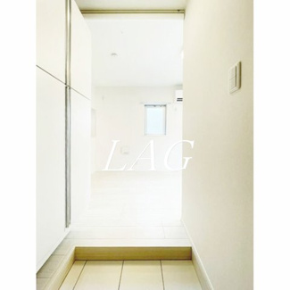 【玄関】 | ＣＡＳＡ　ＧＲＡＺＩＥ　西大島 | 玄関です。