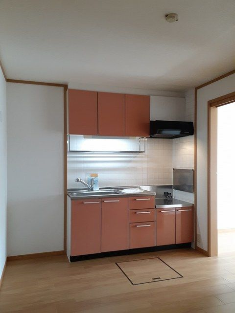 厚木市下依知２丁目のアパートのキッチン