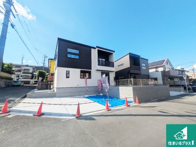 箕面市粟生新家　第2期　新築一戸建ての外観|安心の10年保証！外観を美しく保ち、雨水で汚れを落とします！気になることがありましたら、お気軽にお問い合わせください！