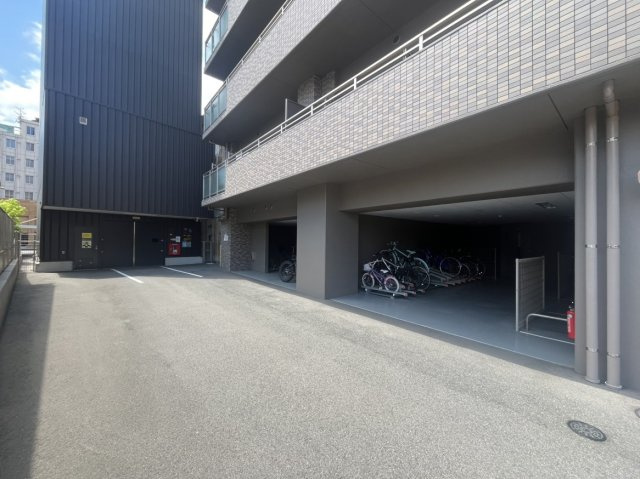 【駐輪場】 | ロイヤルガーデンはりまや通り