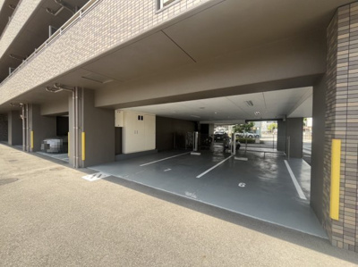 【駐車場】 | ロイヤルガーデンはりまや通り