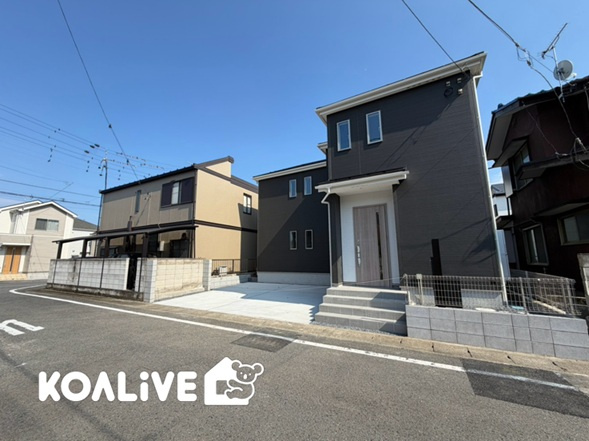【前面道路含む現地写真】 | 高崎市石原町　新築住宅 | 現地ご案内ツアー開催中！早朝やお仕事帰りのご見学にもすぐ対応致します！見学ご予約はコアライブまでお気軽にお問い合わせ下さい！