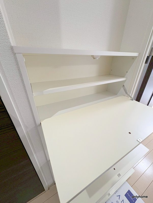 レジディア京町堀　仲介手数料無料の収納