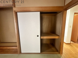 中山台貸家の収納