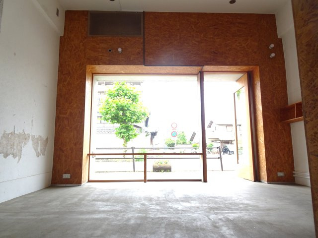 大運寺ビル貸店舗の内装