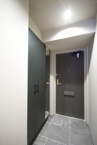 アクス御殿山の玄関|アクス御殿山：玄関にはシューズボックスがあり靴もスッキリ収納可能可能です！