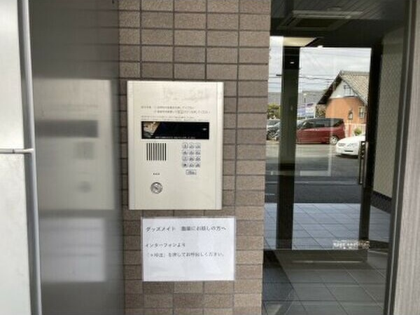 ヴァンヴェール名古屋のエントランス