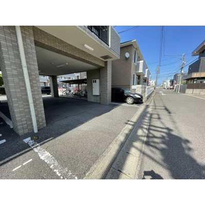 【駐車場】 | グリーンヒル岡弥