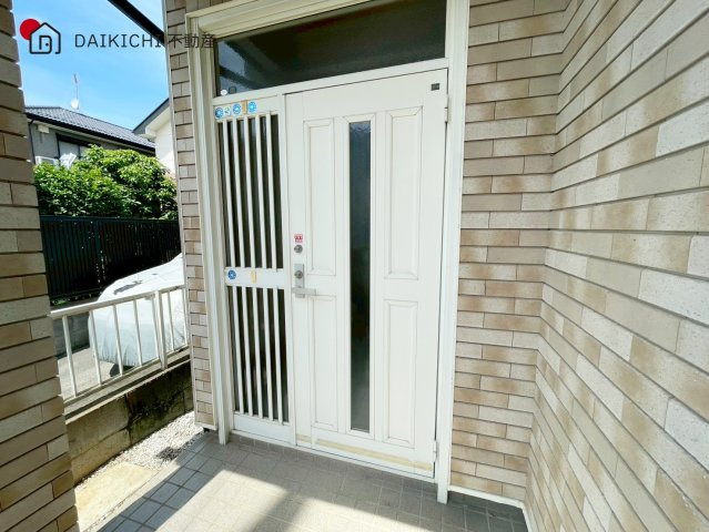 【玄関】 | 久喜市西大輪5丁目　中古戸建