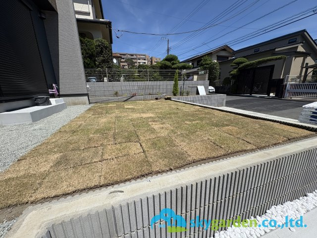 藤沢市本藤沢７丁目　新築戸建　全１棟の庭|南庭があります
