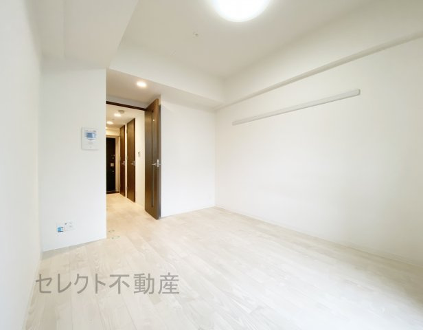プレサンス名古屋STATIONルミアスの居間・リビング