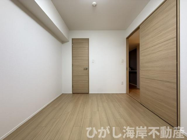 リストレジデンス茅ヶ崎海岸の寝室|新規リフォーム完了！　6帖　洋室