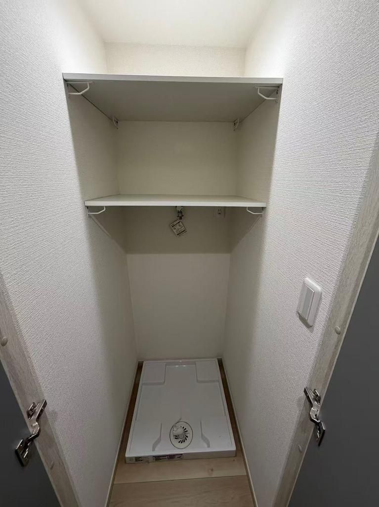 小金井市緑町５丁目の中古マンションのランドリースペース